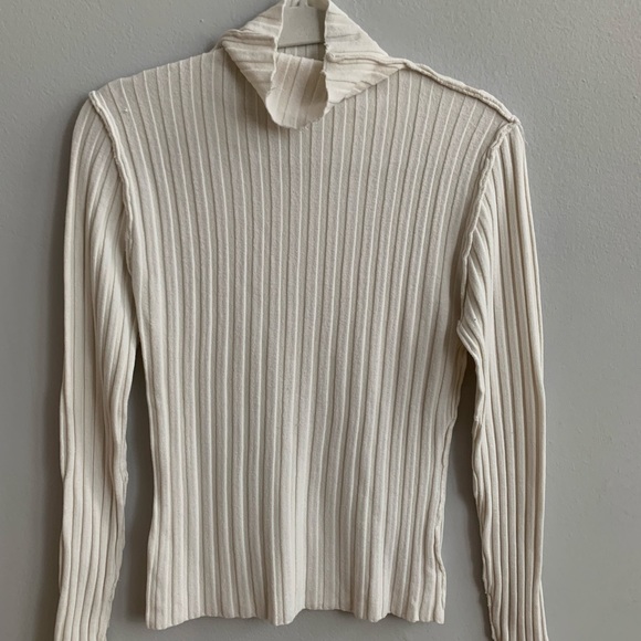 Turtleneck white long sleeve - Picture 3 of 5